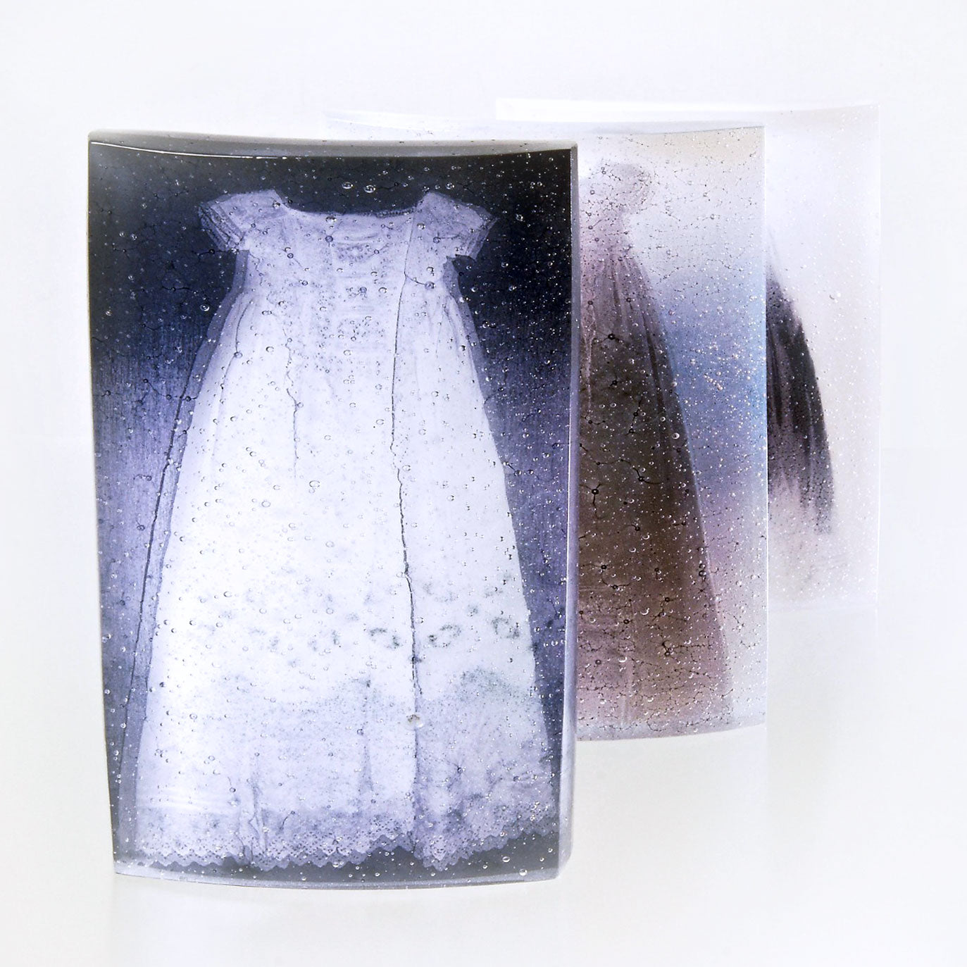 Alison Lowry - Working Deep to Create Narrative within Glass - 3rd, 10th, 17th April 2025